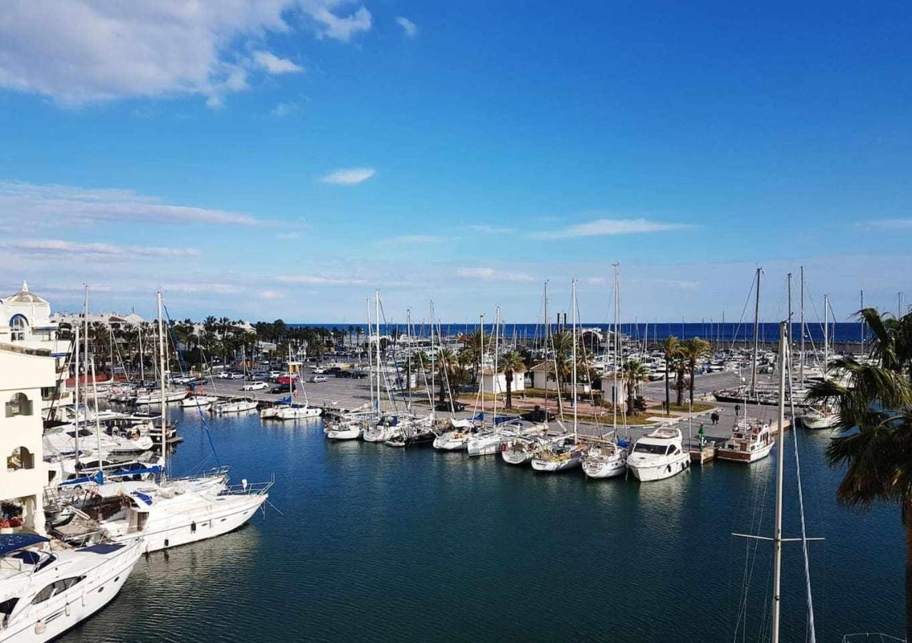 Lujoso Apartamento En De La Isla De Puerto Marina Benalmádena Esterno foto